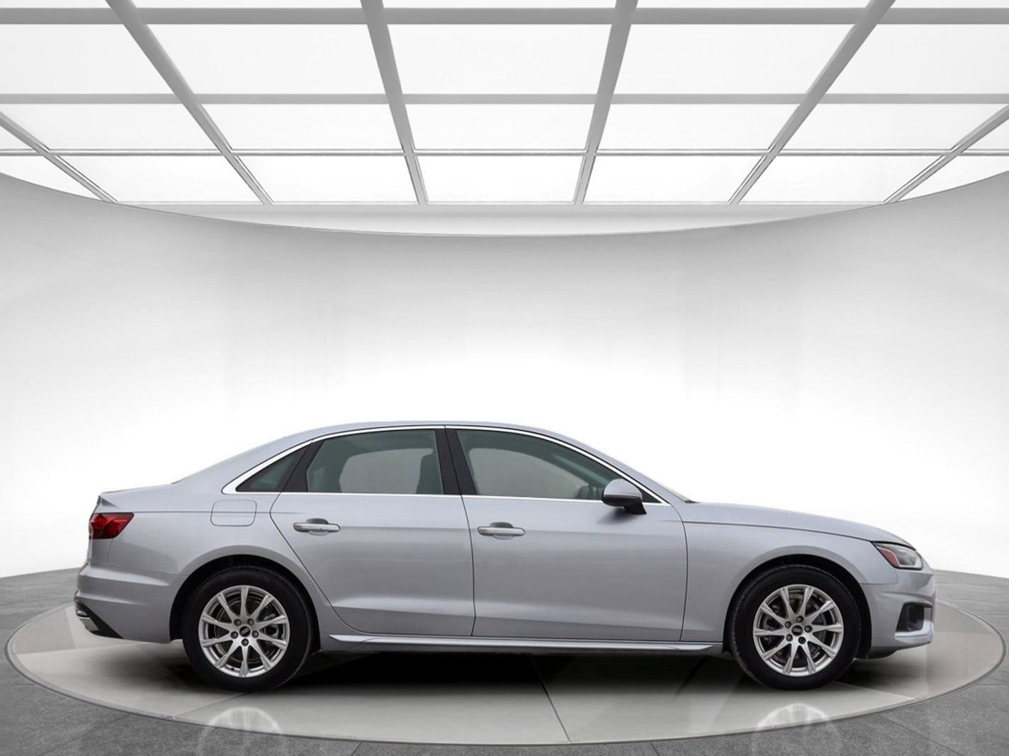 Used 2021 Audi A4 2.0T Premium w/ Convenience Package image 4