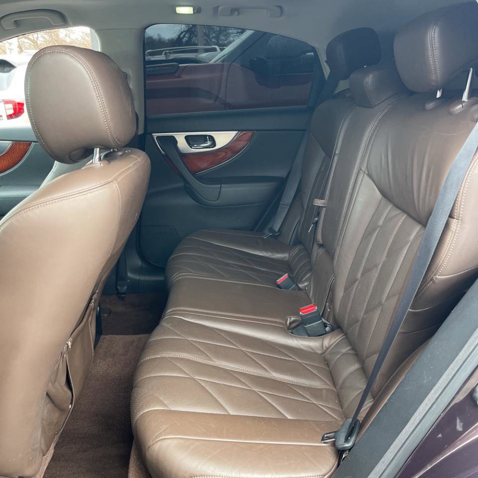Used 2009 INFINITI FX35 AWD w/ Navigation Pkg image 16
