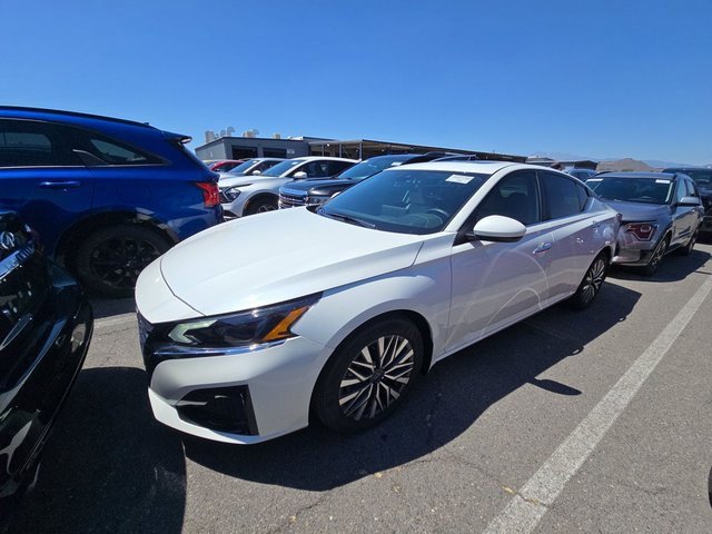 Certified 2024 Nissan Altima 2.5 SV w/ SV Premium Package image 1