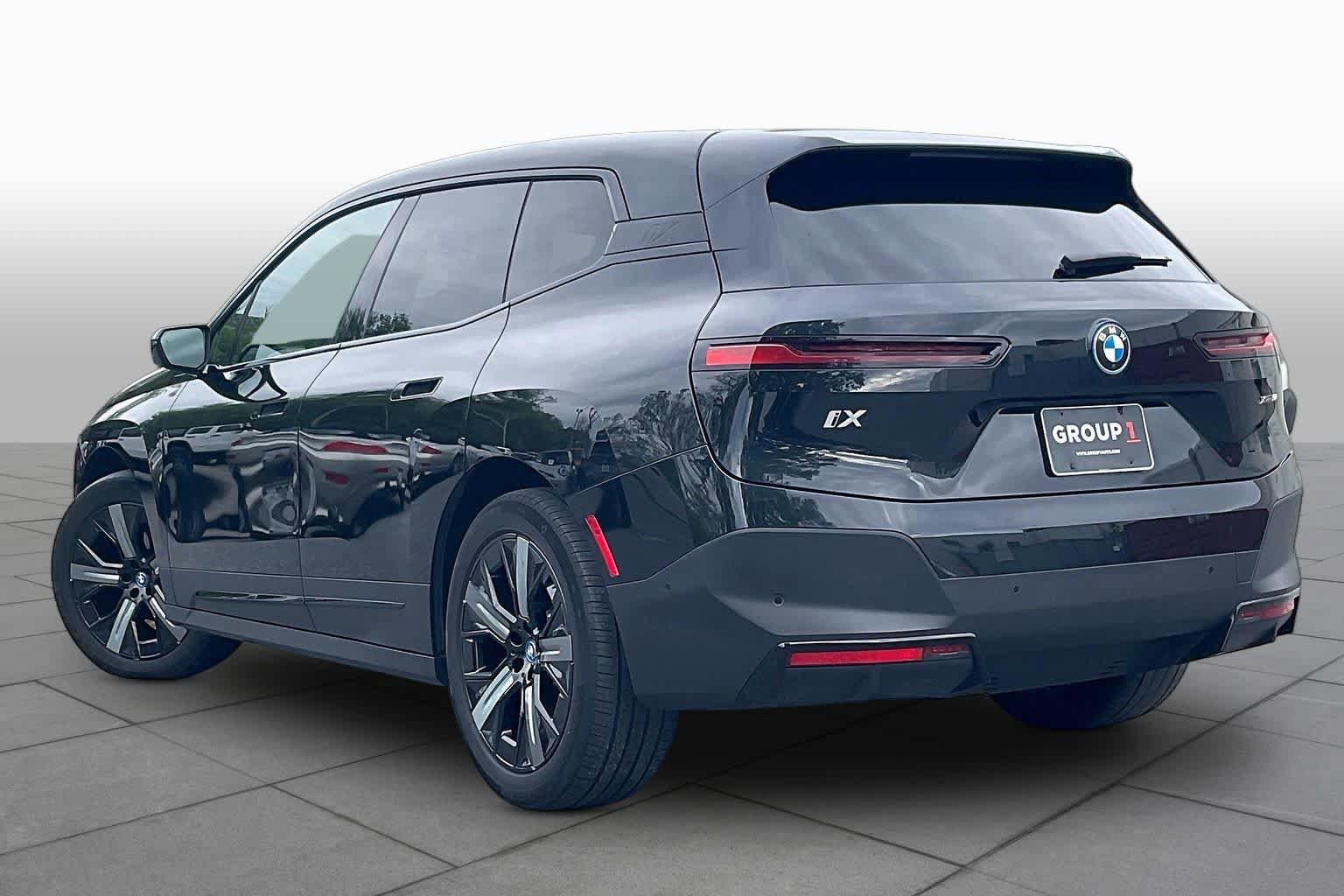 Certified 2023 BMW iX xDrive50 w/ Convenience Package AWD/4WD image 11
