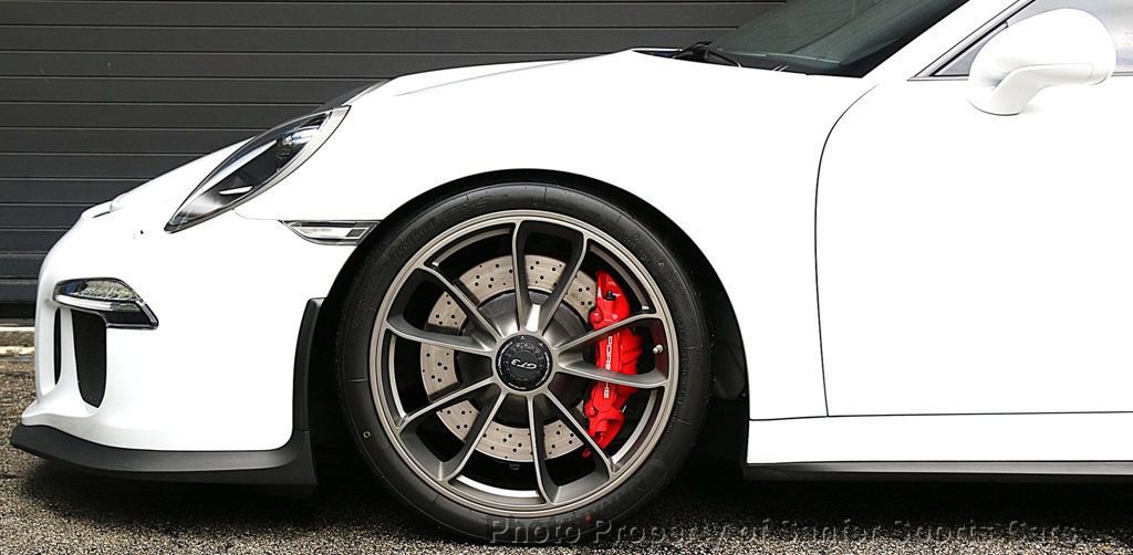 Used 2015 Porsche 911 GT3 RWD image 13