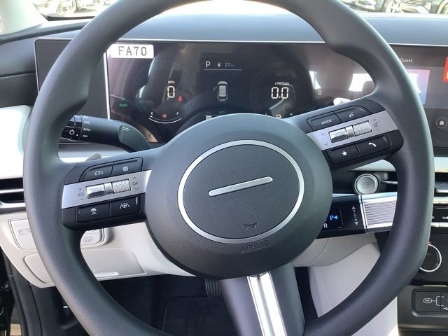 New 2026 Hyundai Tucson Blue SE image 28