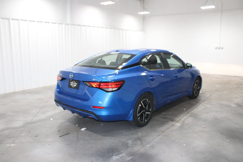 Used 2024 Nissan Sentra SV FWD image 9