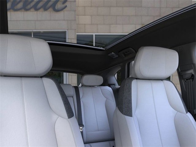 New 2026 Cadillac Optiq Luxury 1 image 24