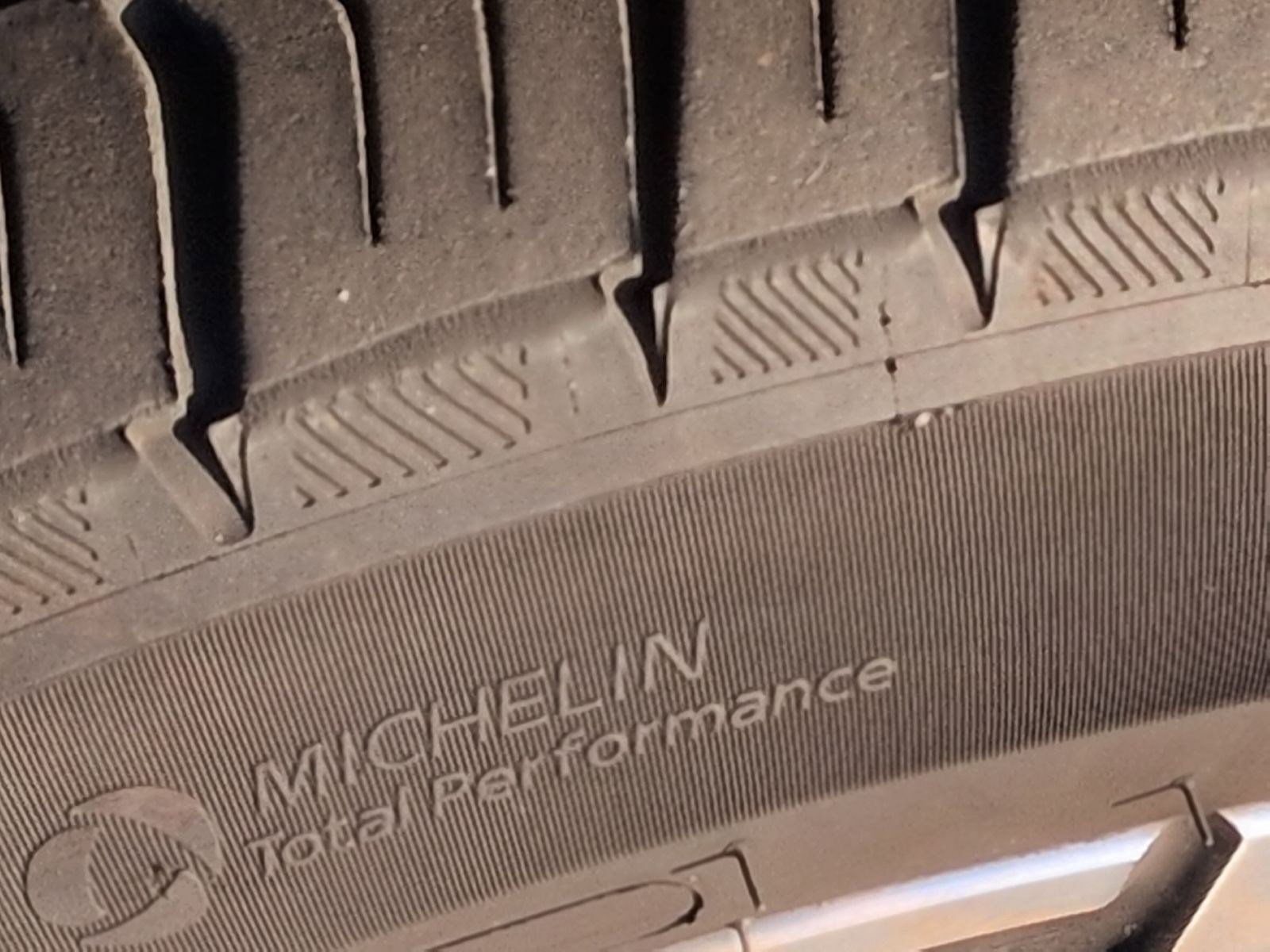 Used 2025 BMW X1 xDrive28i image 12