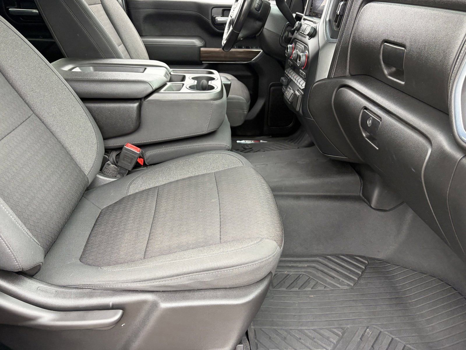 Used 2020 Chevrolet Silverado 2500 LT w/ All Star Edition AWD/4WD image 12