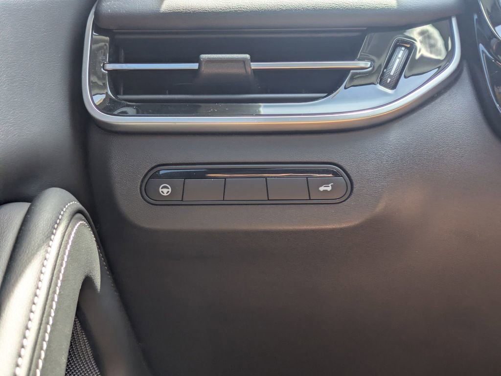 Used 2024 INFINITI QX60 Luxe w/ Cargo Package image 26