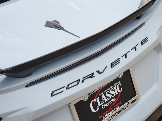 Used 2021 Chevrolet Corvette Stingray Preferred Conv w/ Z51 Performance Package RWD image 9