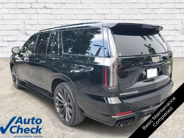 Certified 2025 Cadillac Escalade ESV V AWD/4WD image 2