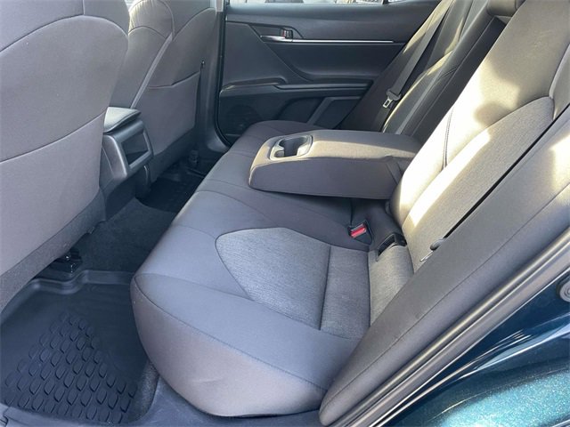 Used 2021 Toyota Camry LE image 23