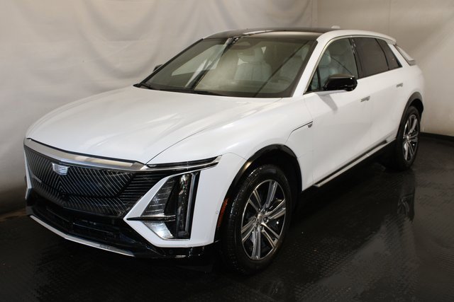 New 2026 Cadillac Lyriq Luxury