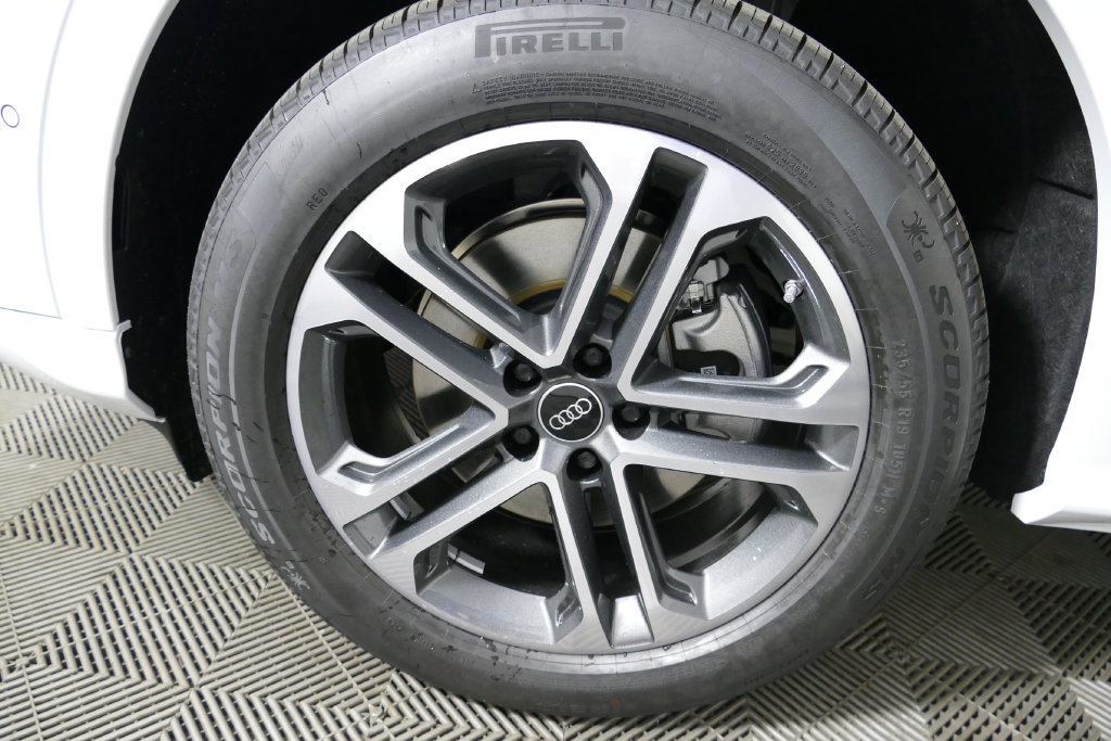 New 2026 Audi Q5 2.0T AWD/4WD image 9