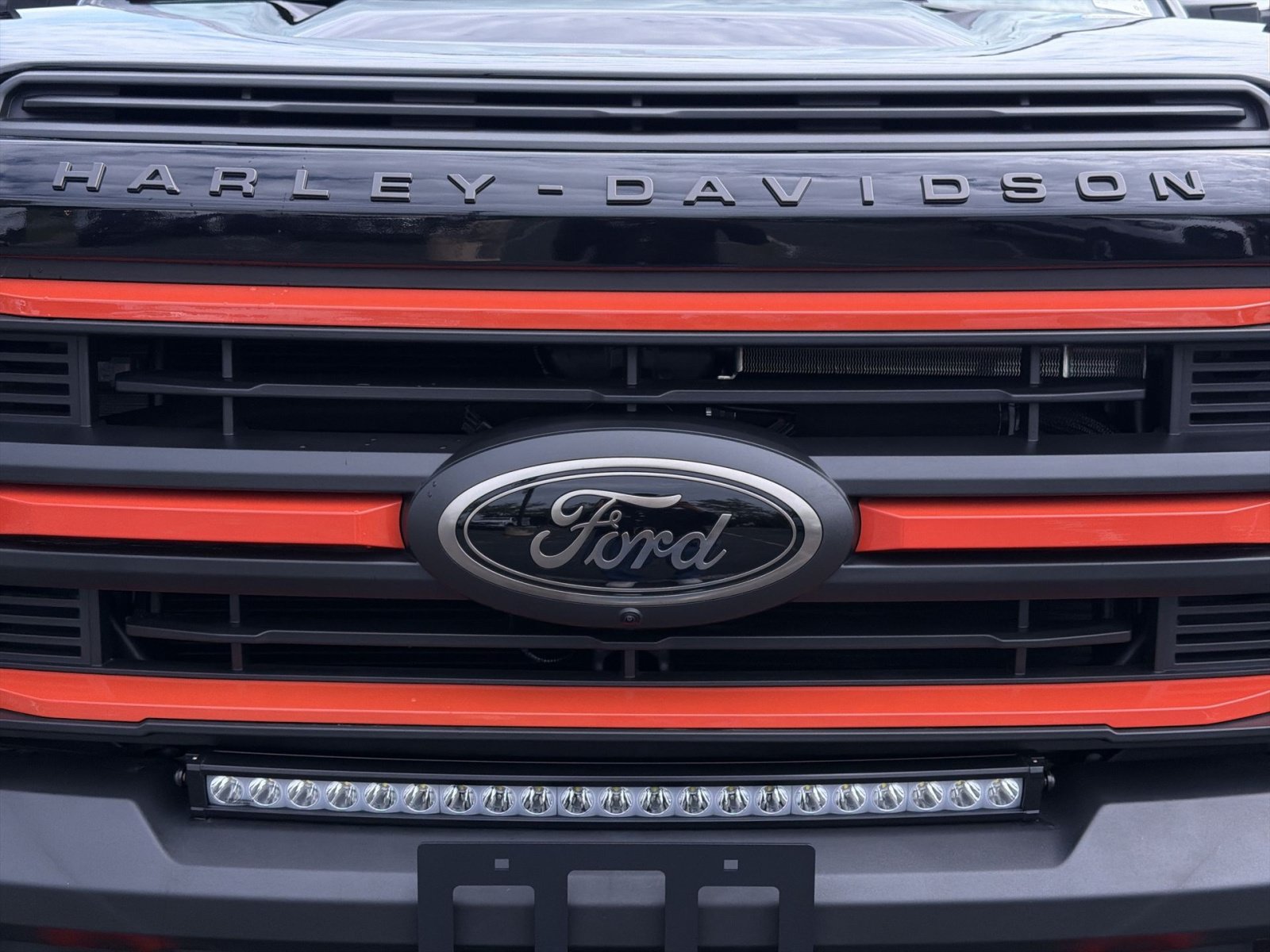 New 2026 Ford F250 Lariat w/ Black Appearance Package AWD/4WD image 12