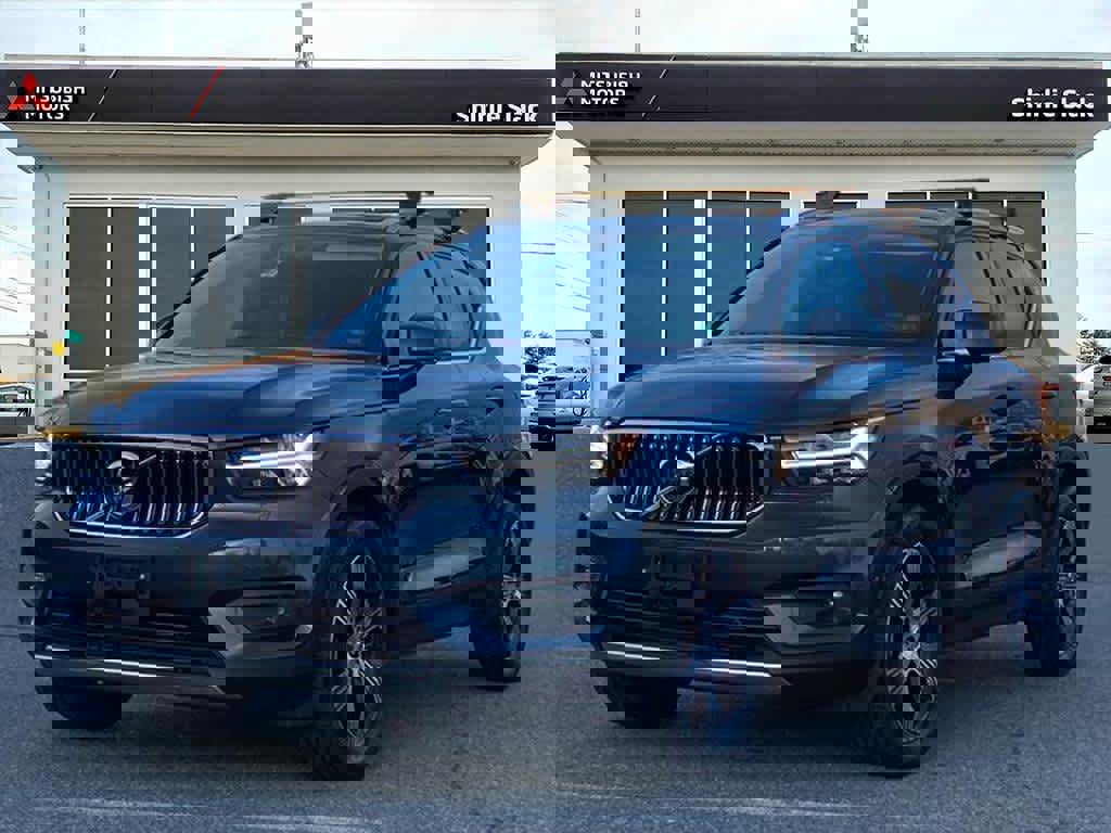 Used 2019 Volvo XC40 T5 Inscription