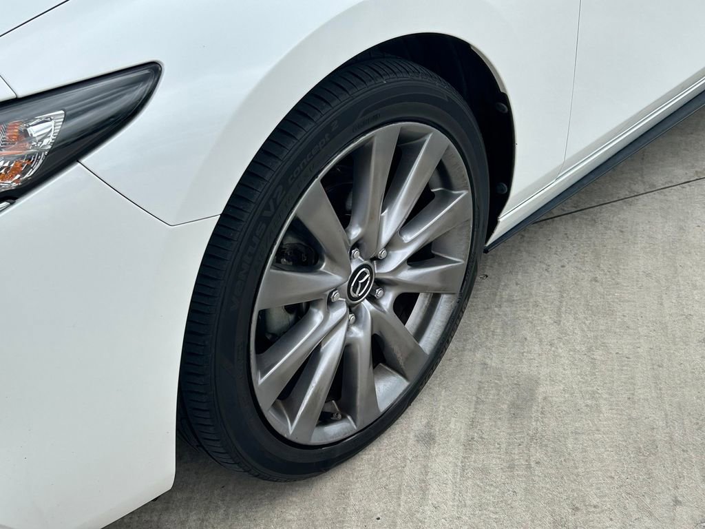 Used 2019 MAZDA MAZDA3 Sedan w/ Preferred Package FWD image 9