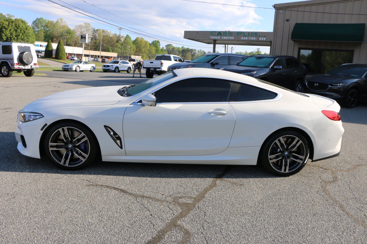 Used 2022 BMW M850i xDrive Coupe AWD/4WD image 2