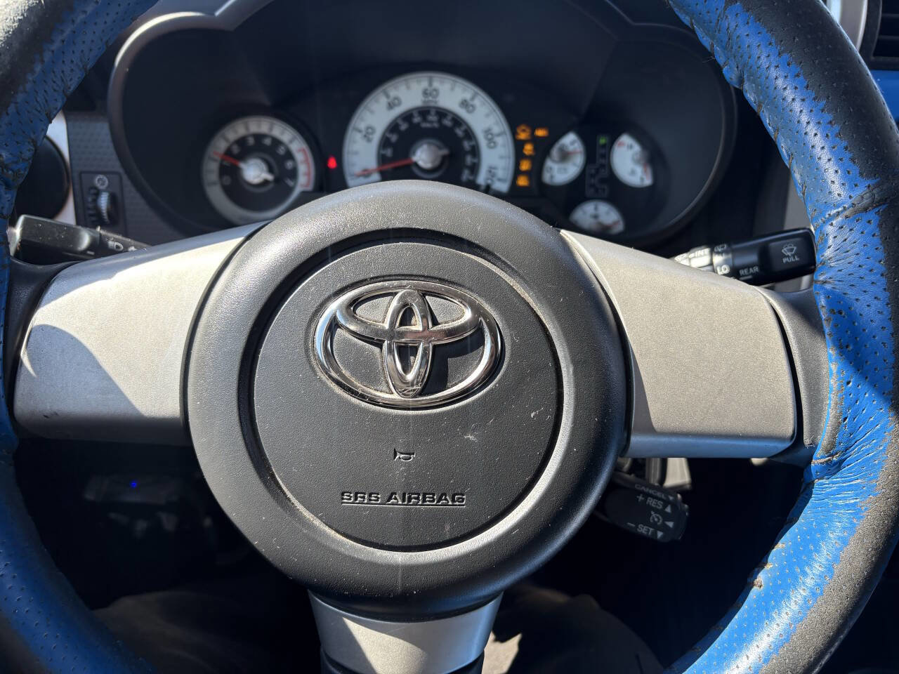 Used 2007 Toyota FJ Cruiser 4WD image 37
