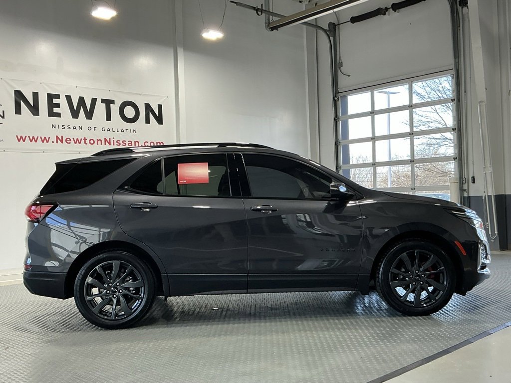 Used 2022 Chevrolet Equinox RS w/ RS Leather Package image 45