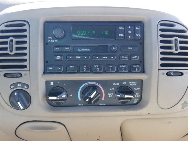 Used 2001 Ford F150 XLT AWD/4WD image 20