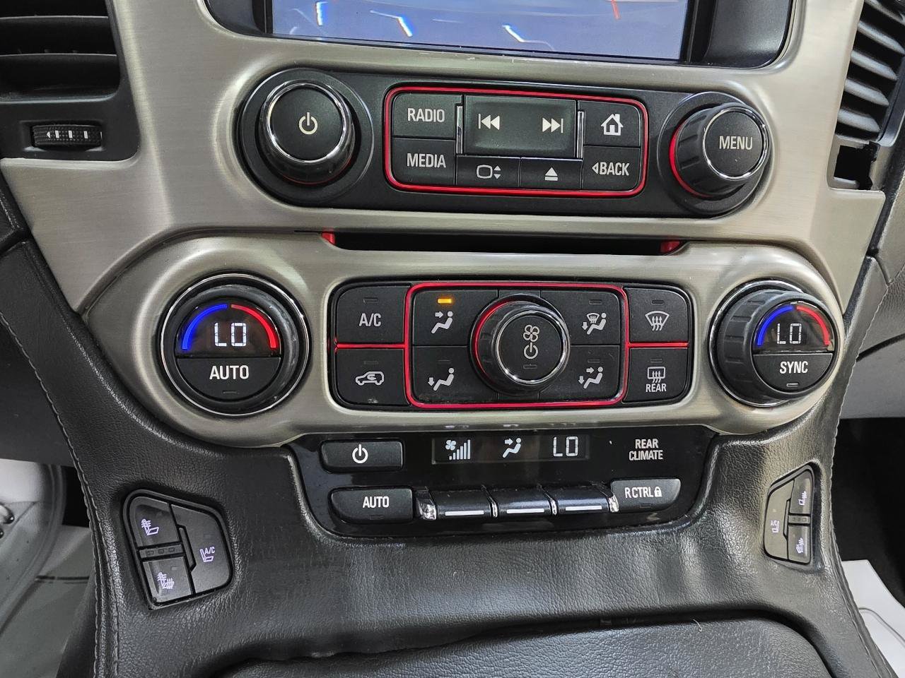 Used 2016 GMC Yukon XL Denali w/ Open Road Package AWD/4WD image 36