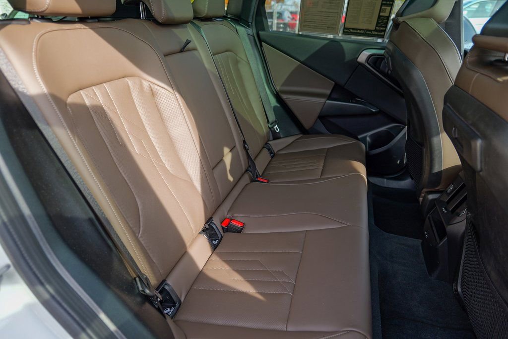 Used 2025 BMW X3 xDrive30i w/ M Sport Package image 30