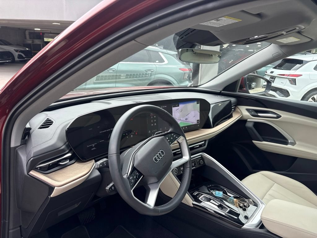Used 2025 Audi Q5 Premium w/ Convenience Package AWD/4WD image 10