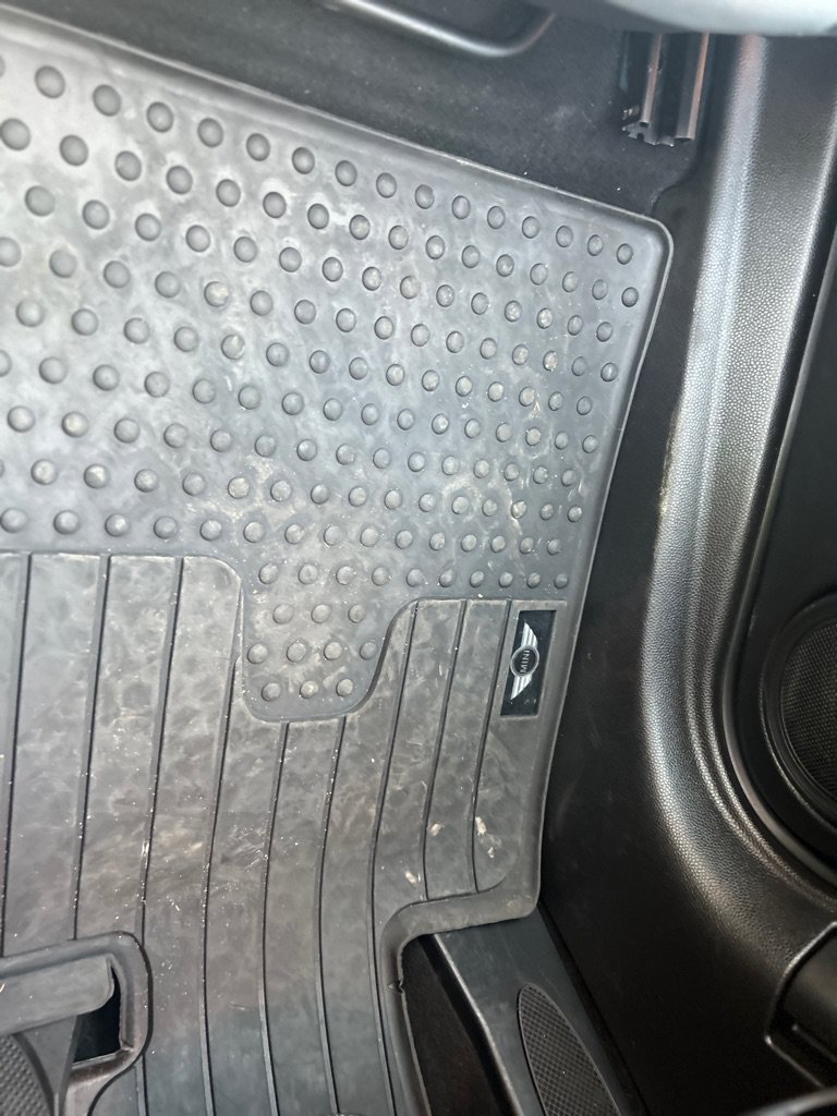 Used 2007 MINI Cooper Hardtop FWD image 12