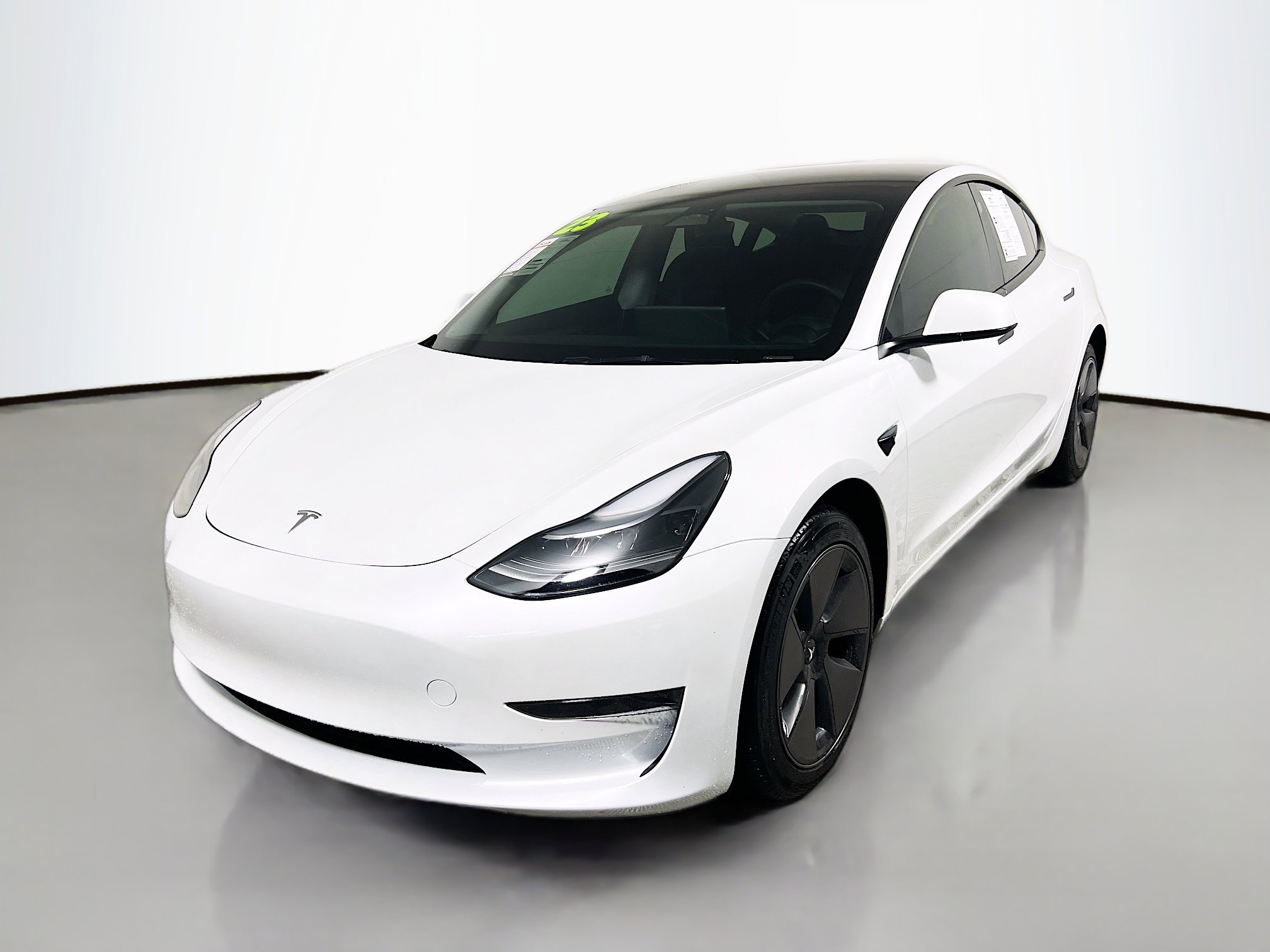 Used 2023 Tesla Model 3 Standard Range image 10