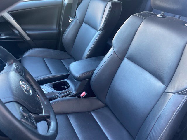 Used 2018 Toyota RAV4 Limited w/ Protection Package AWD/4WD image 8