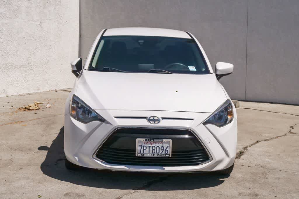 Used 2016 Scion iA FWD image 2