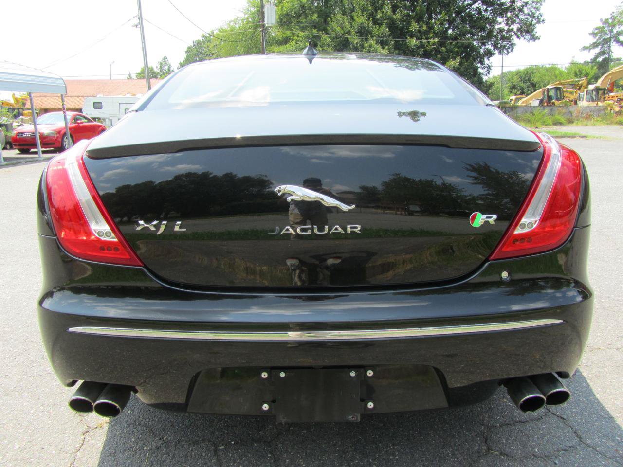 Used 2014 Jaguar XJ R Long Wheel Base RWD image 9