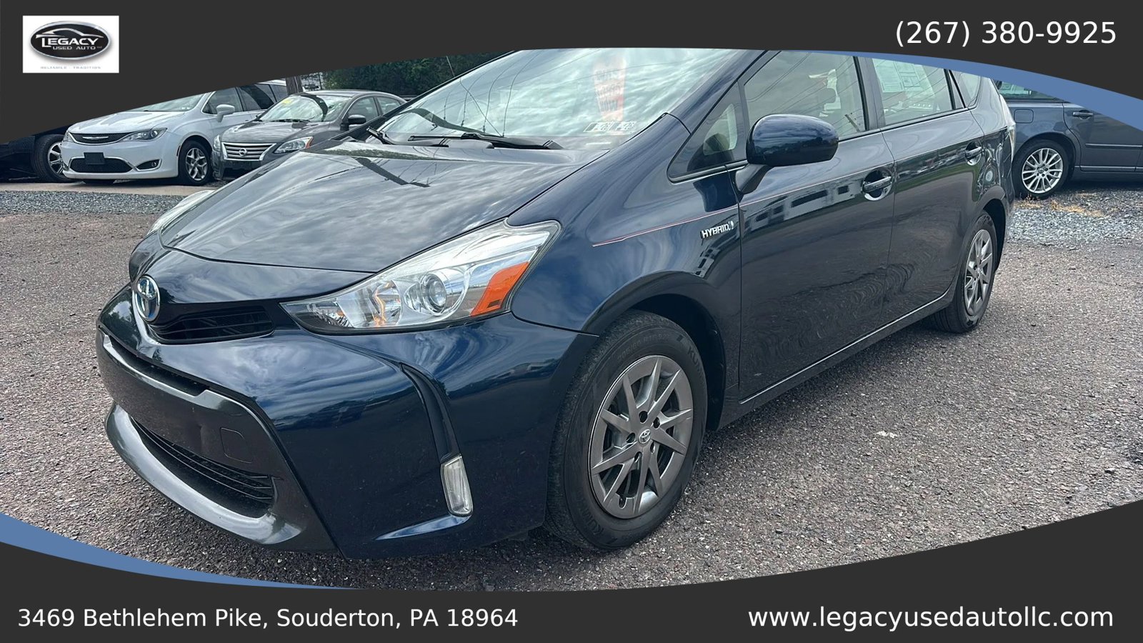 Used 2017 Toyota Prius V Four FWD image 9