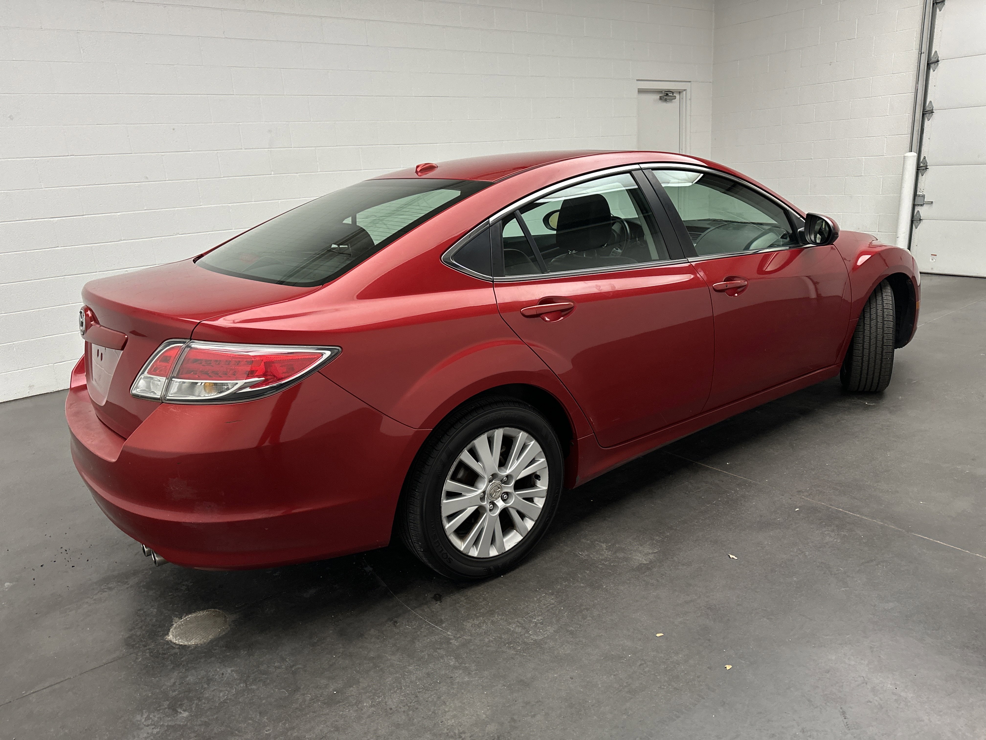 Used 2009 MAZDA MAZDA6 i Grand Touring w/ Moonroof & Bose Pkg image 8