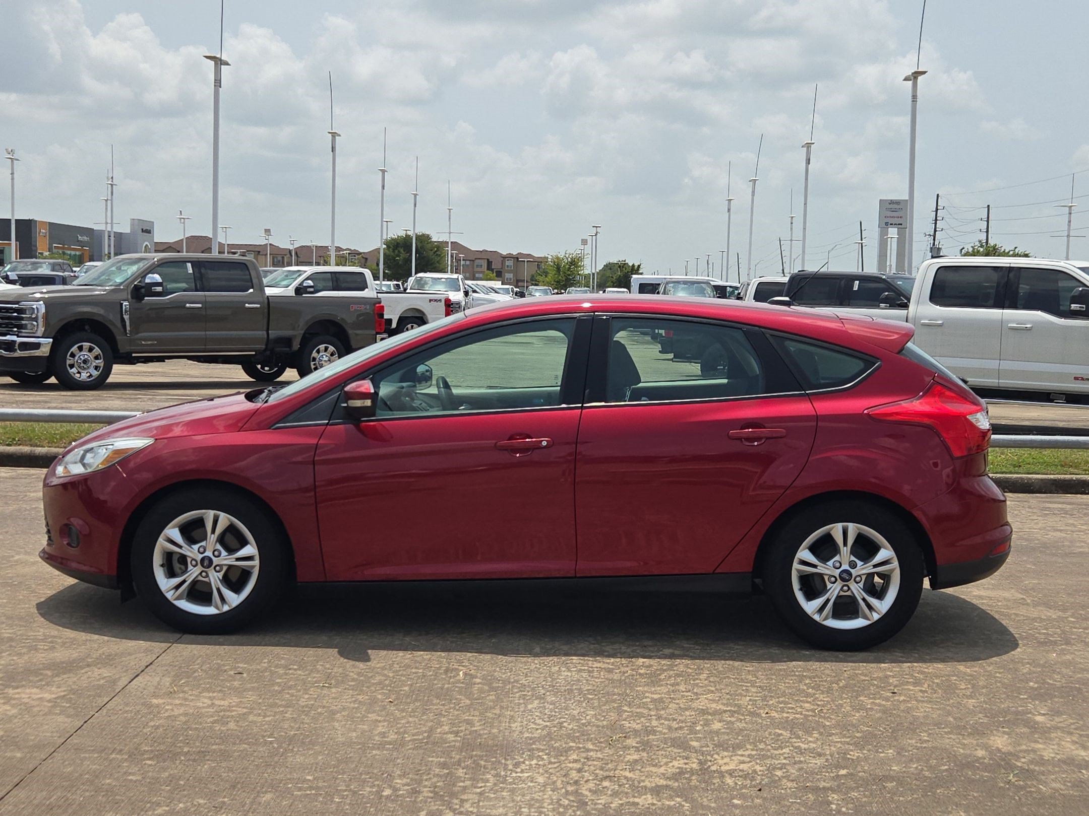 Used 2014 Ford Focus SE FWD image 7