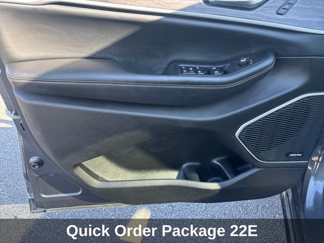 Used 2022 Jeep Grand Cherokee L Limited image 12