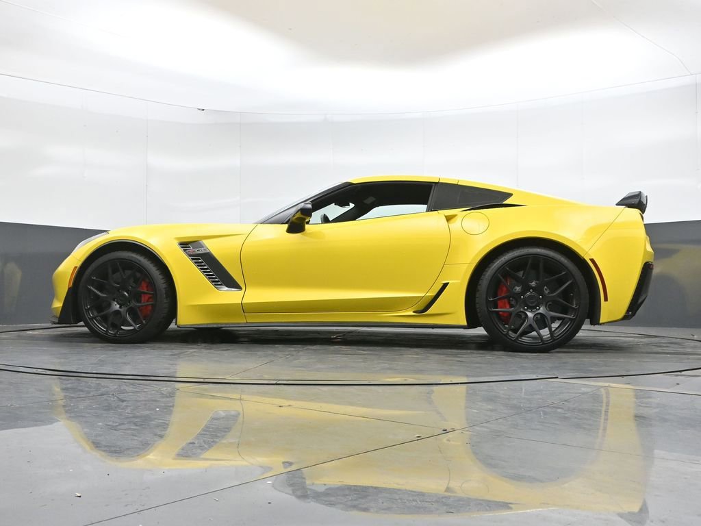 Used 2016 Chevrolet Corvette Z06 w/ Z07 Performance Package RWD image 43