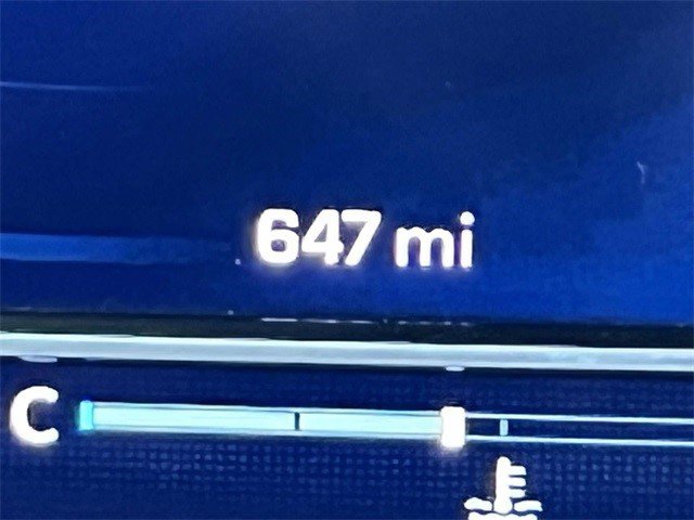 Certified 2024 Chevrolet Suburban High Country w/ Advanced Technology Package image 6