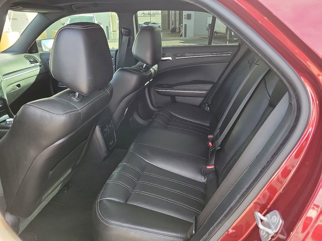 Used 2023 Chrysler 300 S image 7