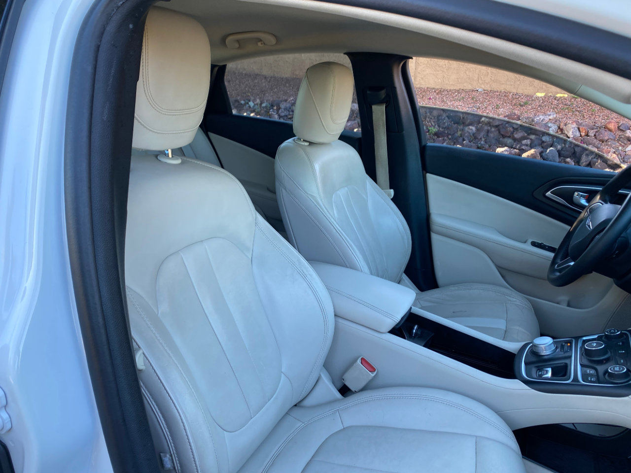 Used 2017 Chrysler 200 Limited Platinum image 47