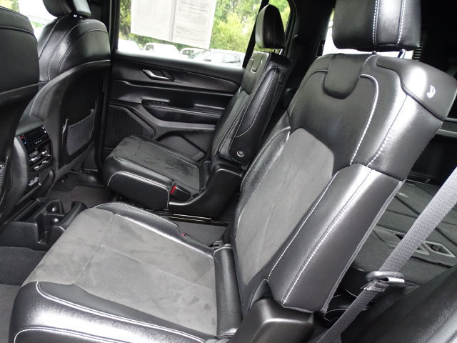 Certified 2023 Jeep Grand Cherokee L Altitude AWD/4WD image 5
