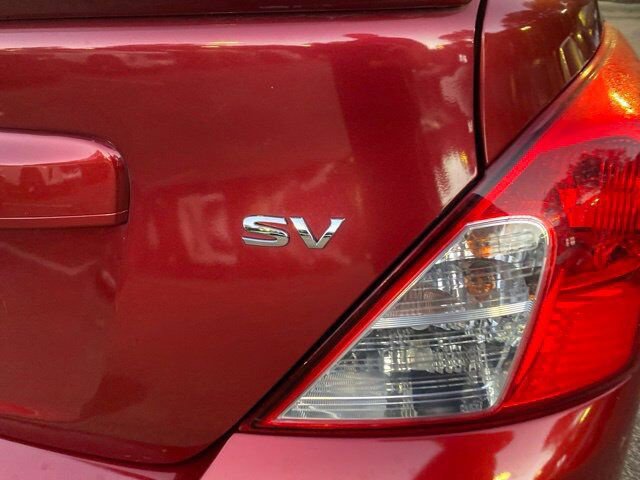 Used 2018 Nissan Versa SV FWD image 16