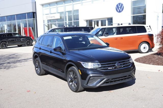 Used 2022 Volkswagen Tiguan SE