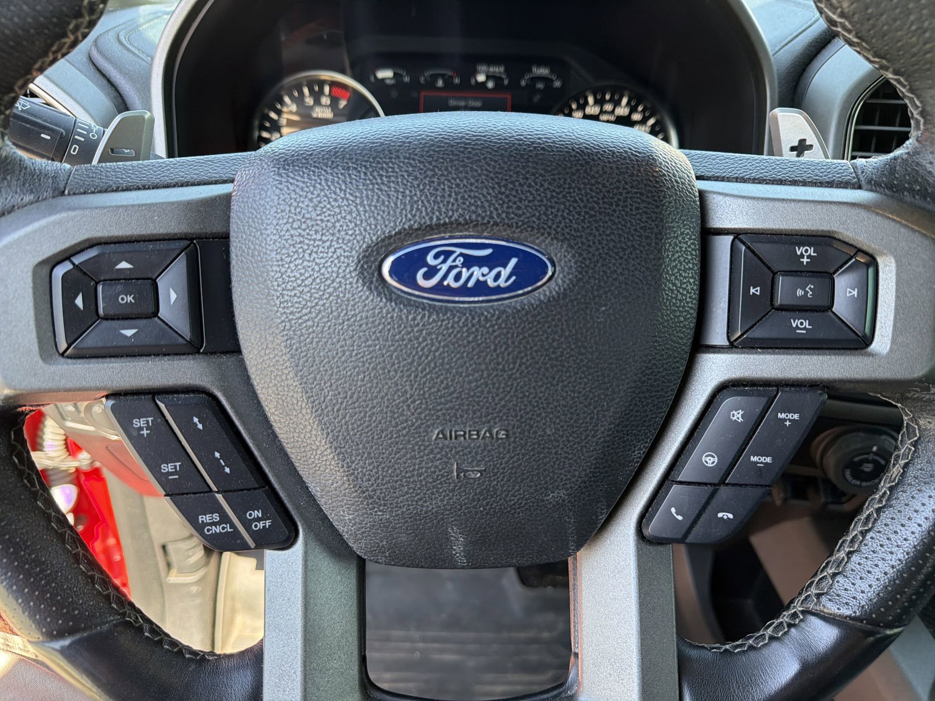 Used 2018 Ford F150 Raptor w/ Equipment Group 802A Luxury image 7