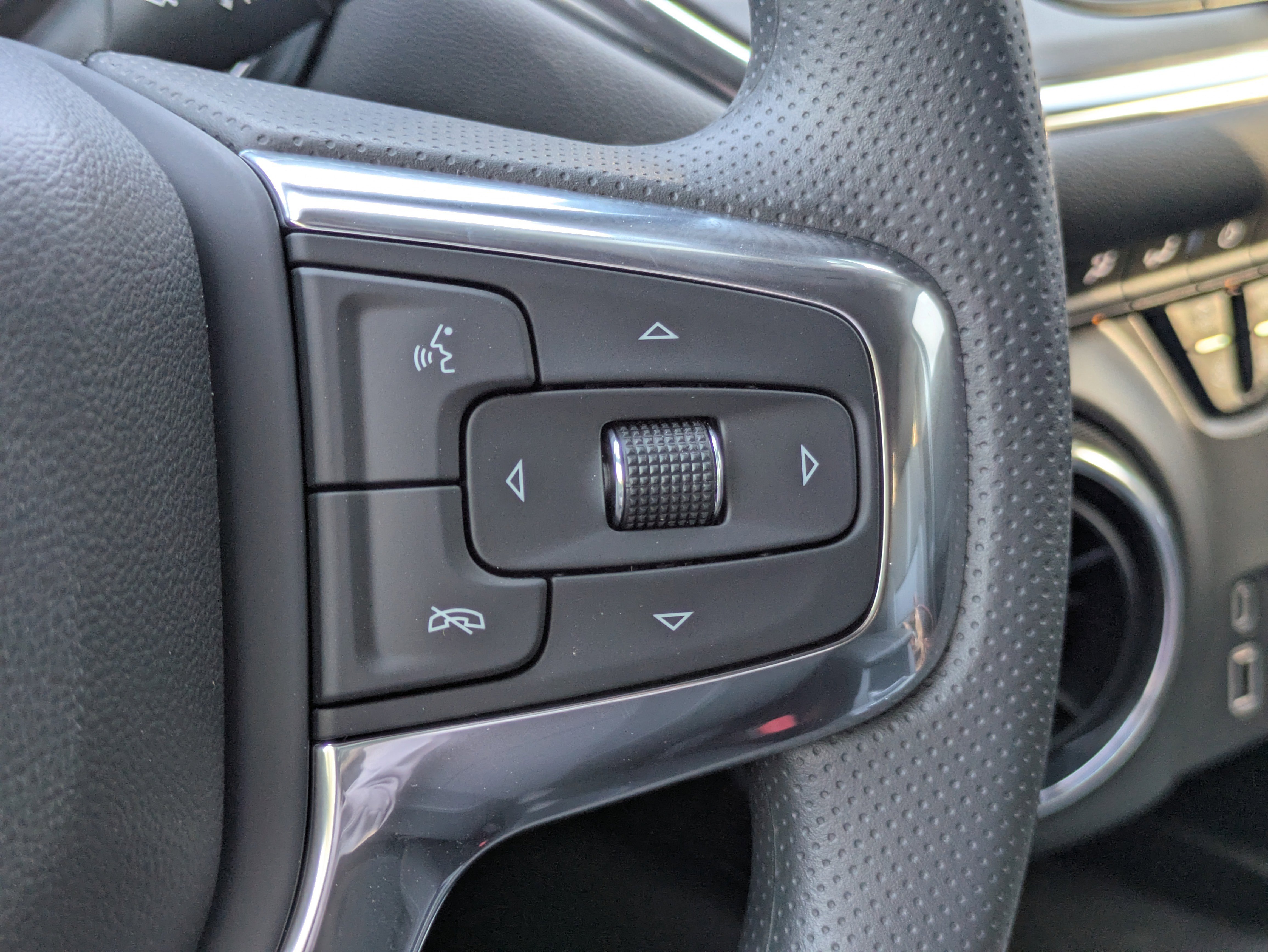 New 2026 Chevrolet Blazer LT w/ LPO, Black Sport Package image 18