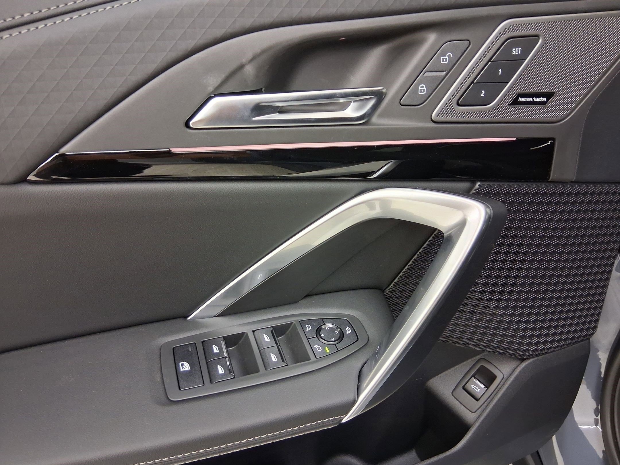 New 2026 BMW X2 xDrive28i w/ Convenience Package image 21