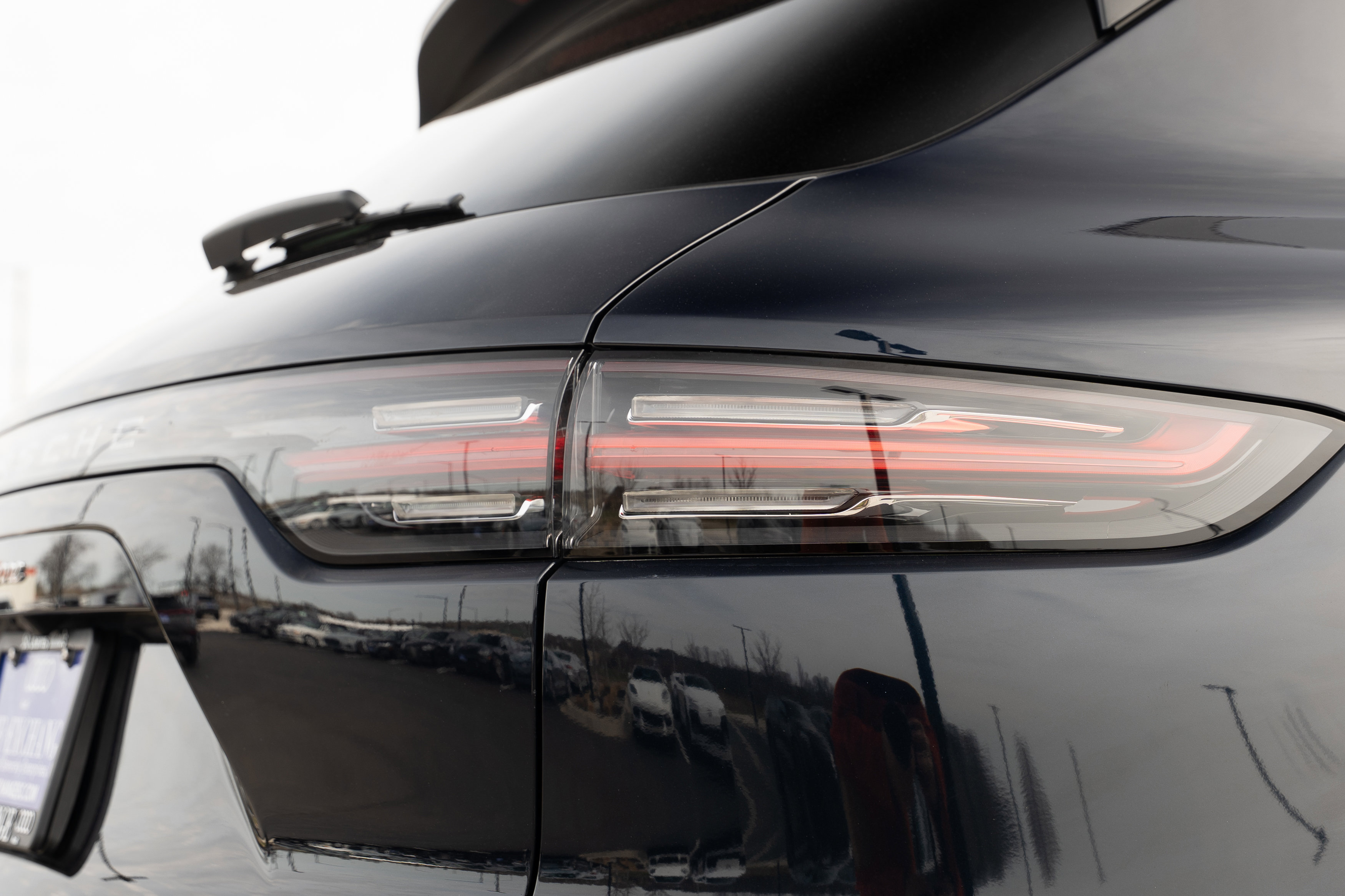 Used 2021 Porsche Cayenne image 33