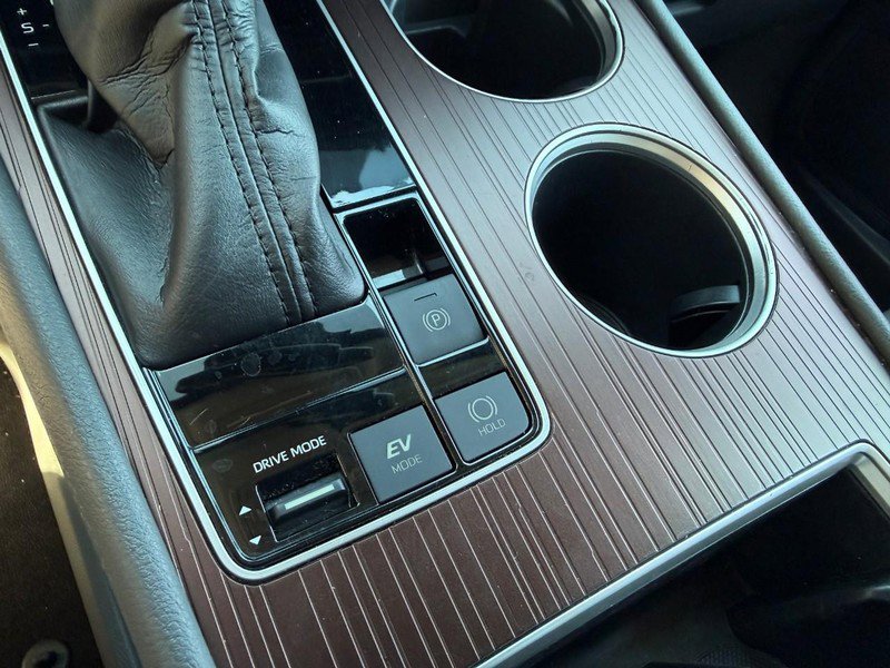 Used 2021 Toyota Sienna XLE image 29