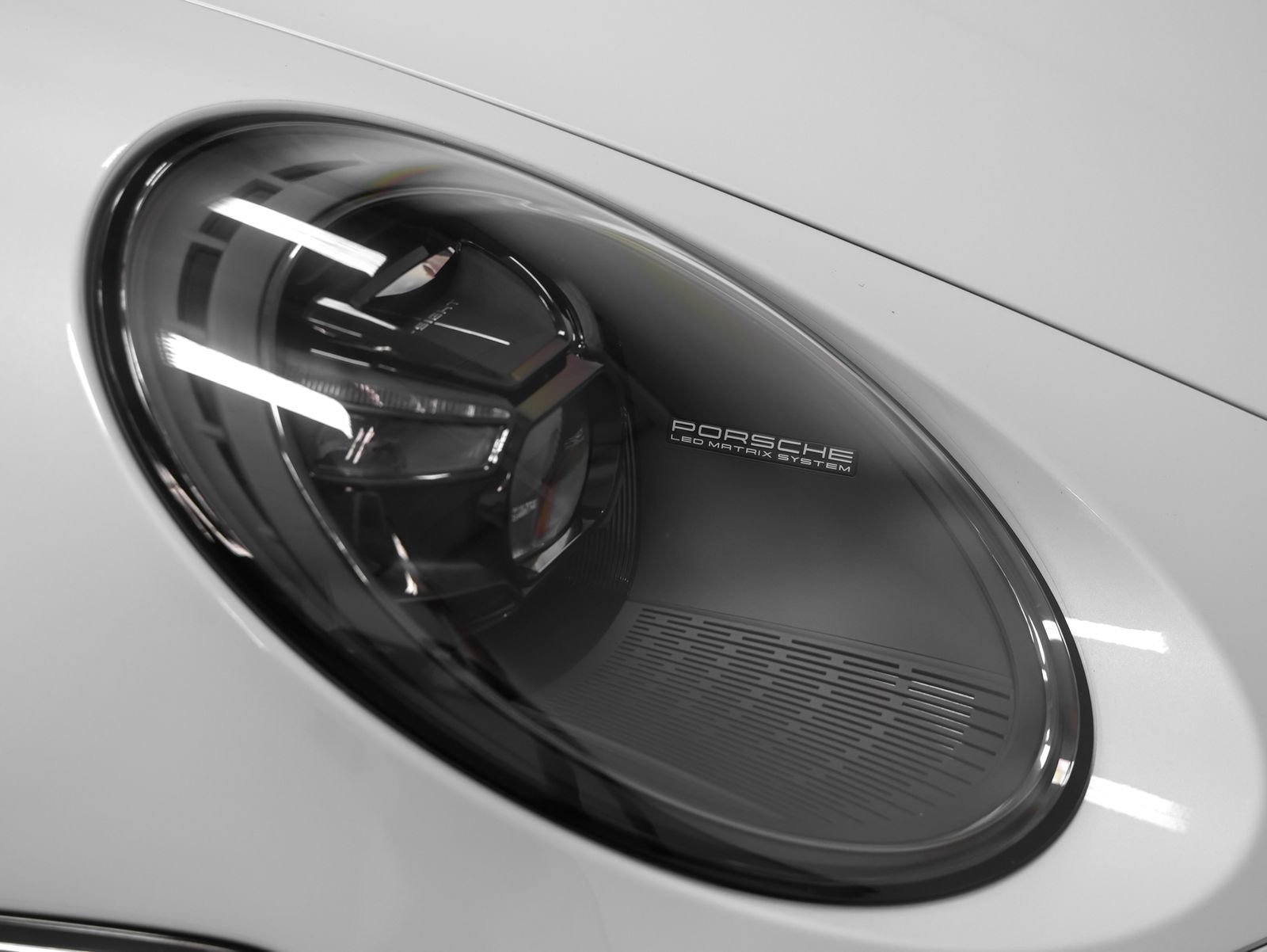Certified 2023 Porsche 911 Carrera GTS RWD image 20