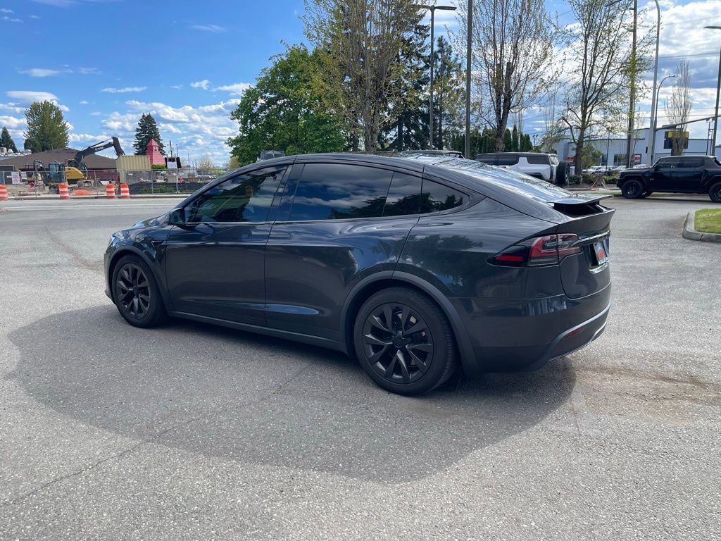 Used 2024 Tesla Model X AWD/4WD image 3