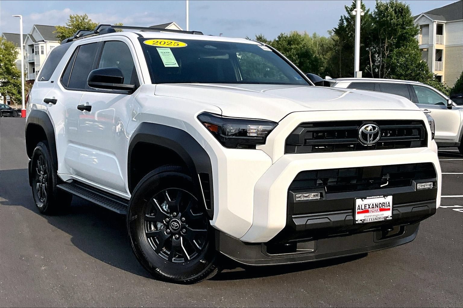 Used 2025 Toyota 4Runner SR5 AWD/4WD image 2